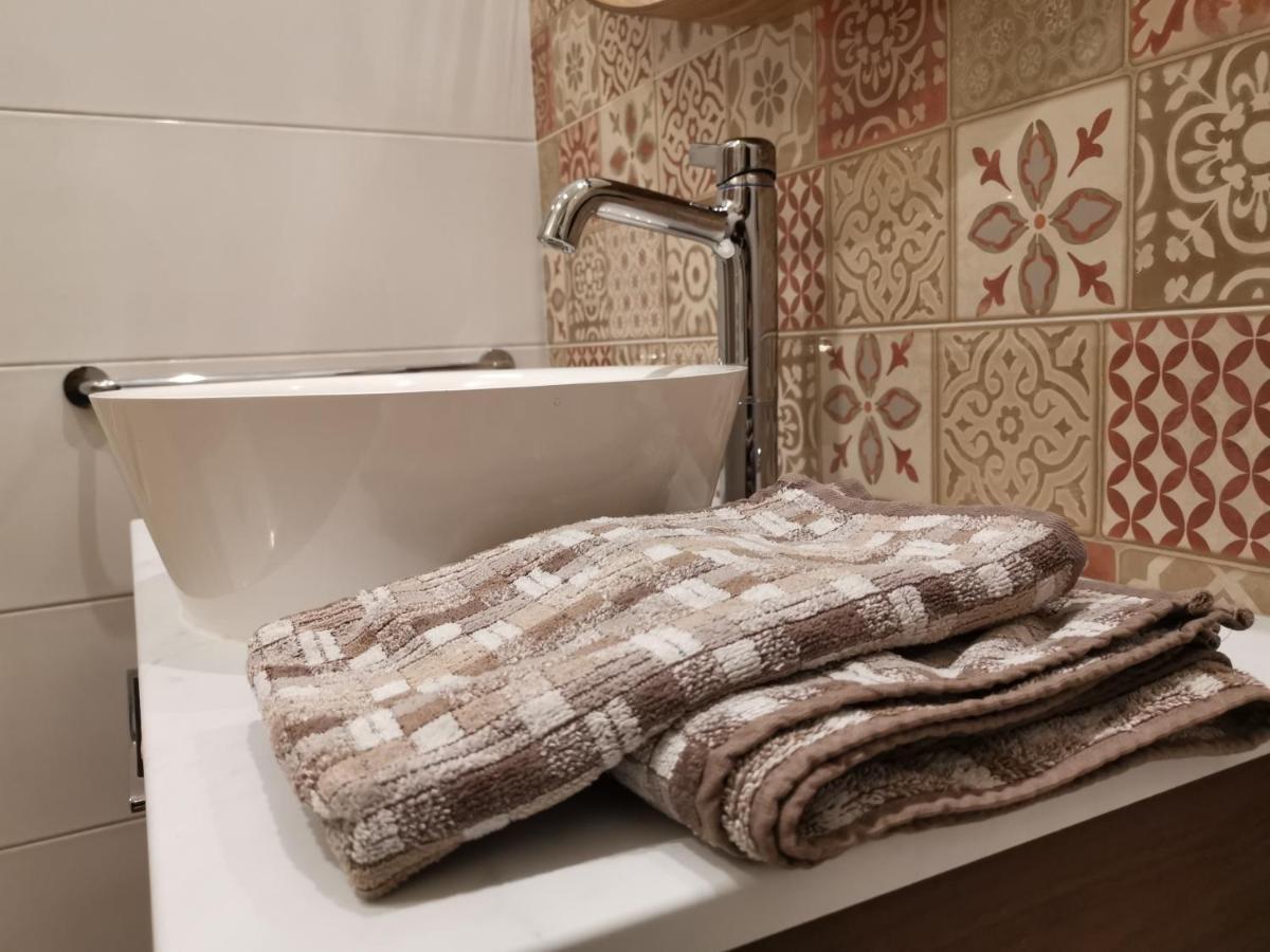 B&B Ad Quintum Torino Collegno Bagian luar foto